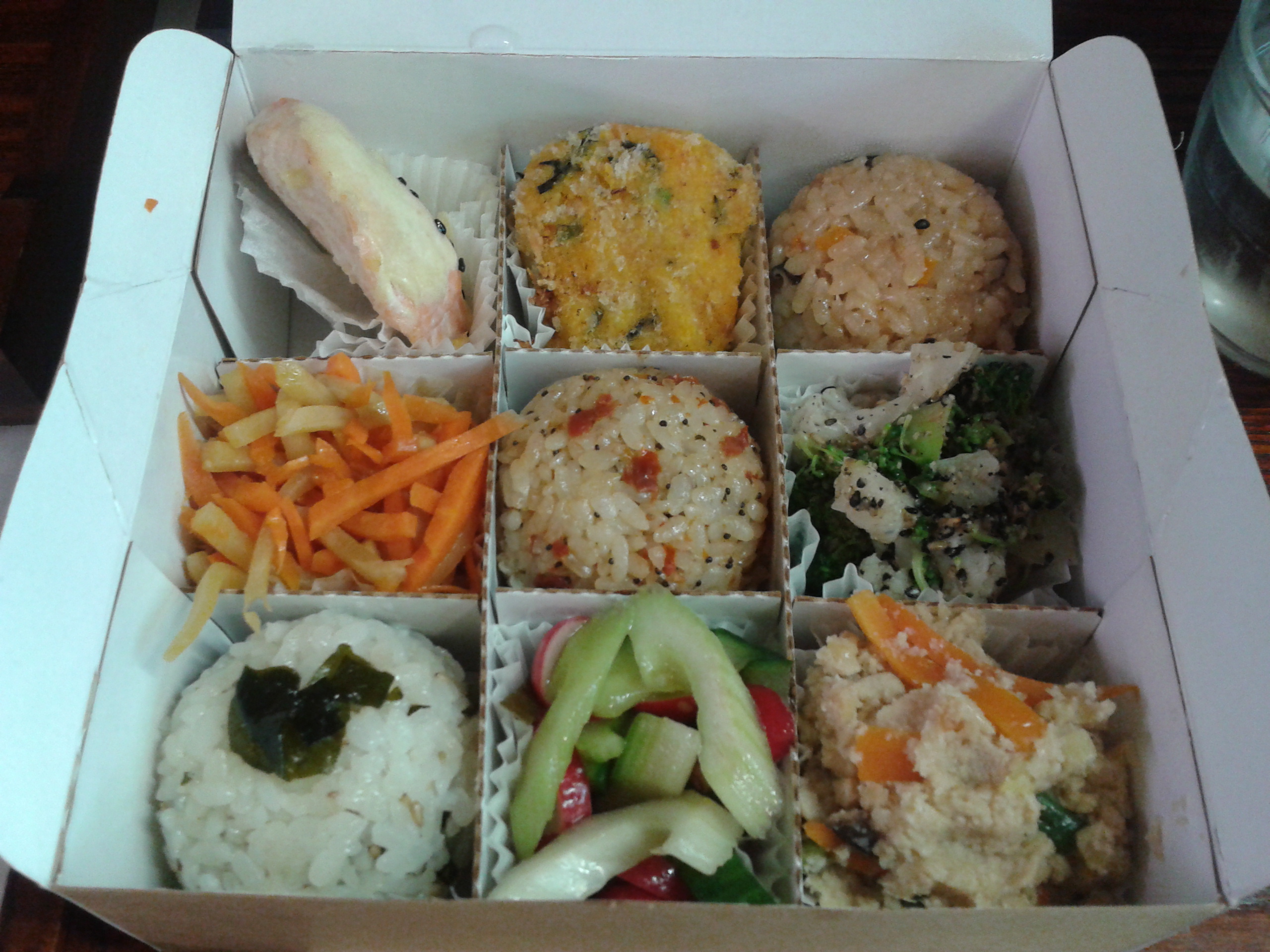 bento omusubi